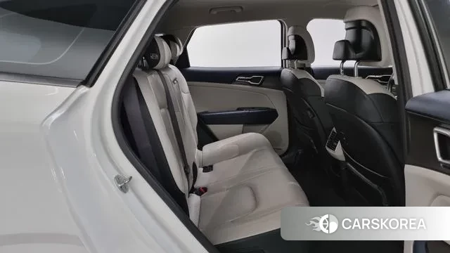 Kia Sportage 5th Generation Hybrid 2021 Белый из Кореи, фото 3