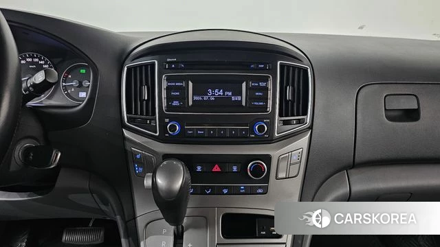 Hyundai The New Grand Starex 2018 Серебристо-серый из Кореи, фото 3