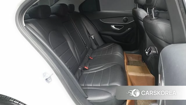 Mercedes-Benz C-Class W205 2019 Белый из Кореи, фото 3