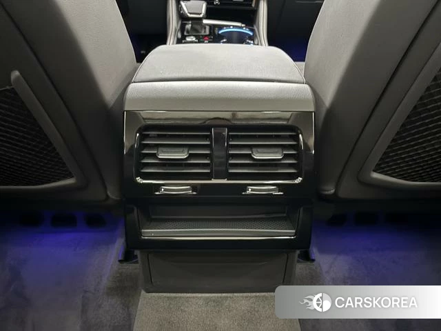 Volkswagen Touareg 2026 Синий из Китая, фото 3