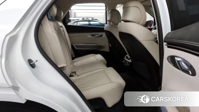 Genesis GV70 2022 Белый из Кореи, фото 3