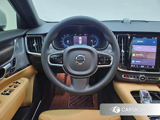 Volvo S90 2024 Белый из Кореи, фото 3