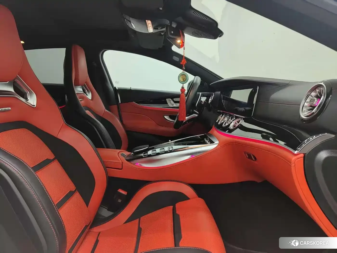 Mercedes-Benz AMG GT 2024 Белый из Китая, фото 3