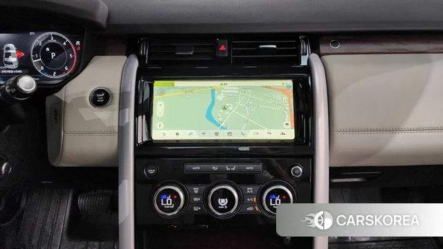 Land Rover Discovery 5 2018 Белый из Кореи, фото 3