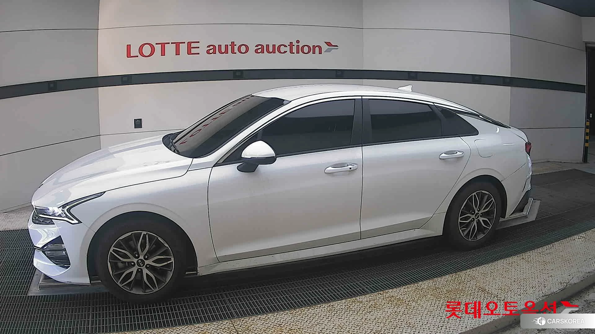 Kia K5 2020 Snow White Pearl (optional) из Кореи, фото 3