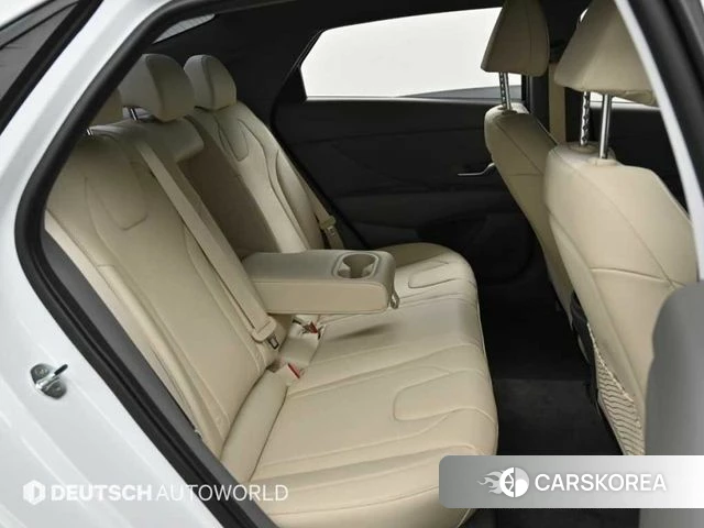 Hyundai Avante (CN7) 2022 Белый из Кореи, фото 3