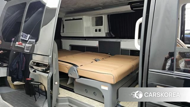 Hyundai Staria 2022 Черный из Кореи, фото 3