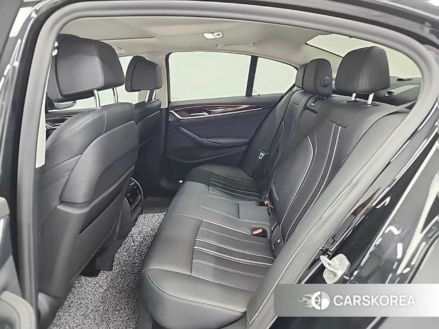 BMW 5 Series (G30) 2021 Черный из Кореи, фото 3
