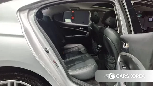 Genesis G70 2018 Серебряный из Кореи, фото 3