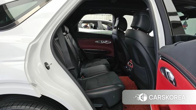Genesis GV70 2022 Белый из Кореи, фото 3