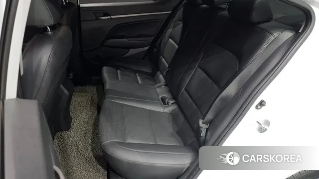 Hyundai Avante AD 2018 Белый из Кореи, фото 3