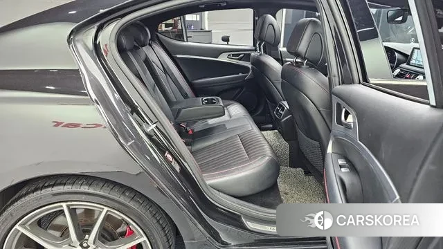 Genesis G70 2018 Черный из Кореи, фото 3