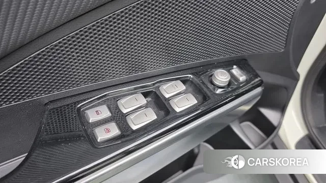 Ssangyong Tivoli Armor 2018 Белый из Кореи, фото 3