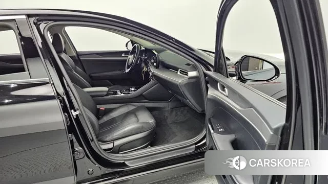 Kia K5 3rd generation 2023 Черный из Кореи, фото 3