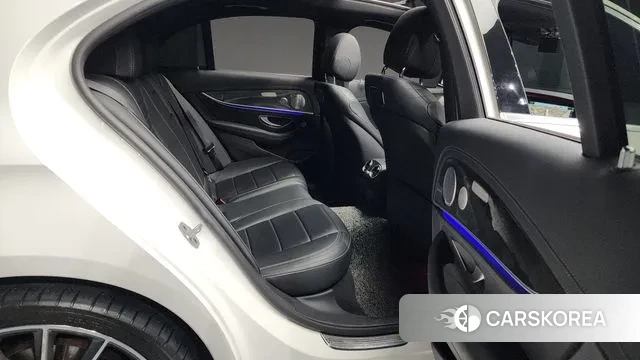 Mercedes-Benz E-Class W213 2019 Белый из Кореи, фото 3