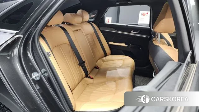 Kia K5 3rd generation 2023 Серый из Кореи, фото 3