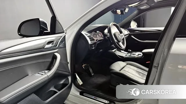 BMW X4 (G02) 2023 Белый из Кореи, фото 3