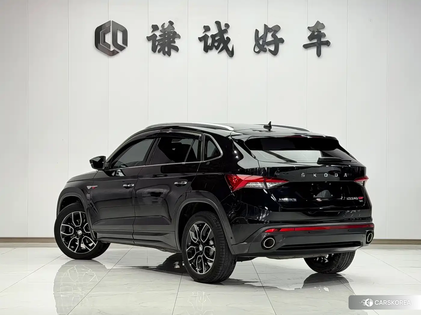 Skoda Kodiak GT 2021 Черный из Китая, фото 3