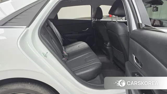 Hyundai Avante (CN7) 2022 Белый из Кореи, фото 3