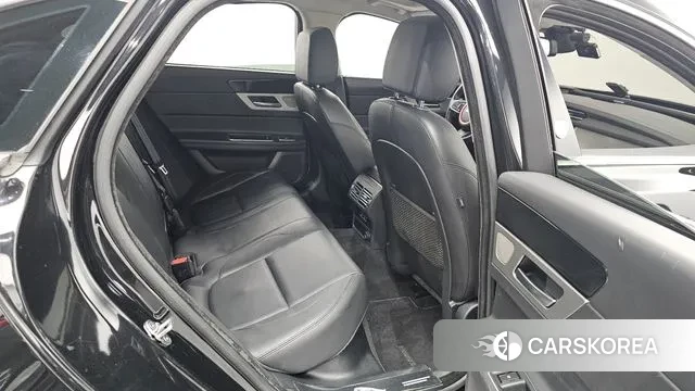 Jaguar XF (X260) 2018 Черный из Кореи, фото 3