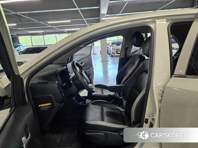 Kia Morning Urban (JA) 2023 Жемчужный цвет из Кореи, фото 3