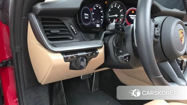 Porsche 911(992) 2021 Красный из Кореи, фото 3