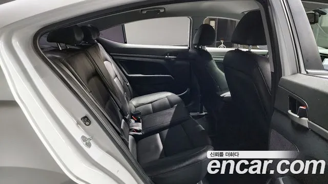 Hyundai Avante AD id 2484893 из Кореи 3