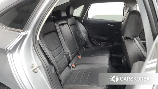 Volkswagen 7th Generation of Jetta 2021 Серебристо-серый из Кореи, фото 3