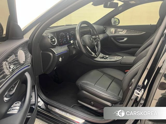 Mercedes-Benz E-Class W213 2022 Черный из Кореи, фото 3