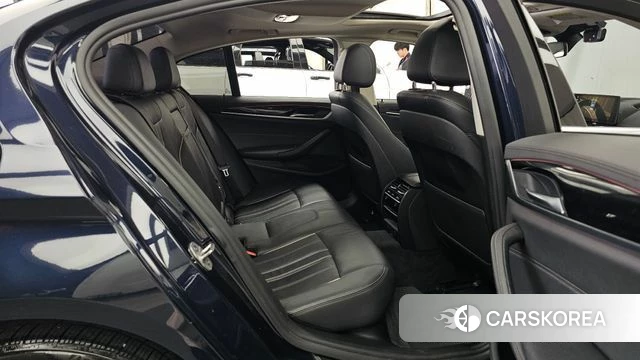BMW 5 Series (G30) 2018 Синий из Кореи, фото 3