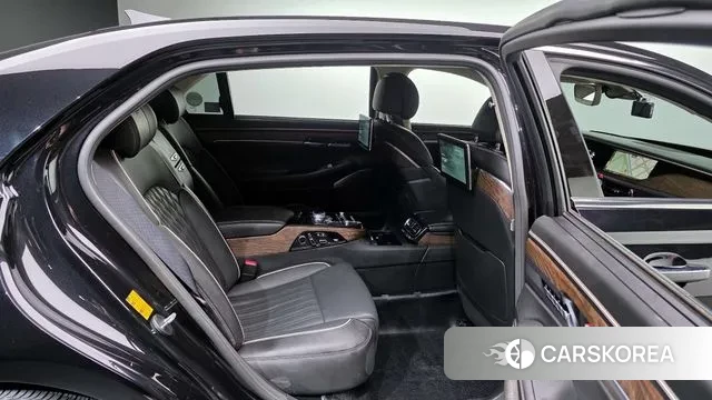 Genesis G90 2021 Черный из Кореи, фото 3