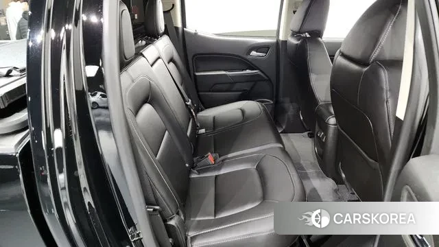 Chevrolet (GM Daewoo) Real New Colorado 2022 Черный из Кореи, фото 3