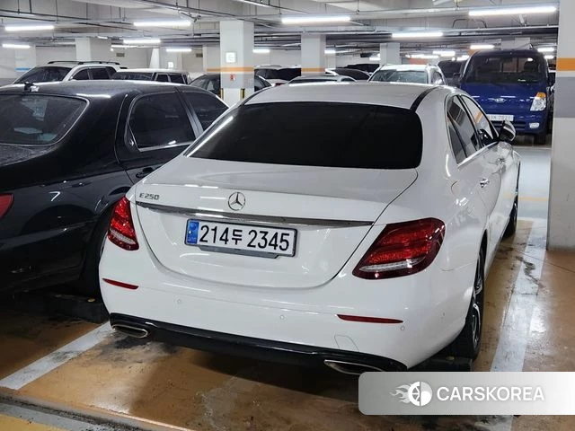 Mercedes-Benz E-Class W213 2019 Белый из Кореи, фото 3