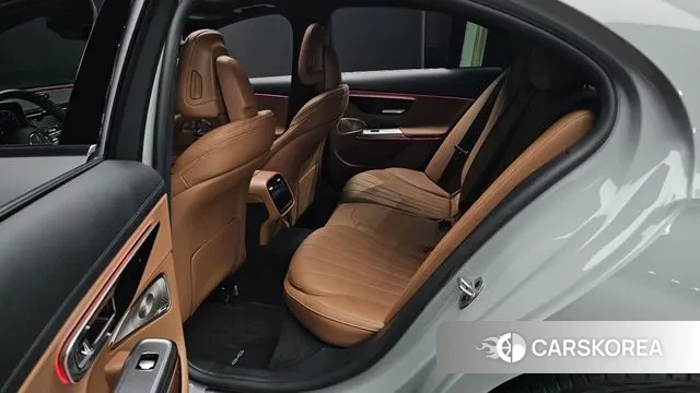 Mercedes-Benz E-Class W214 2024 Серебристо-серый из Кореи, фото 3