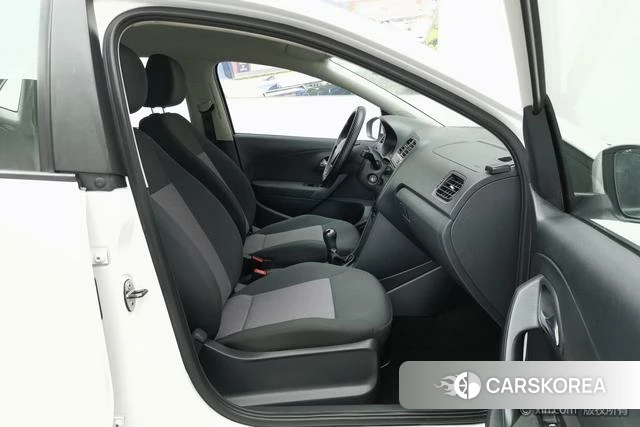 Volkswagen Polo 2019 Белый из Китая, фото 3