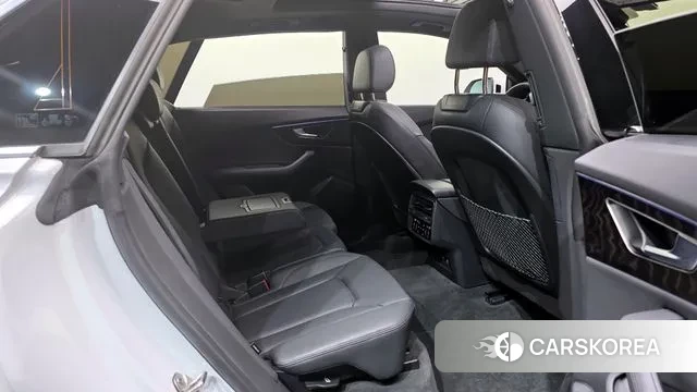 Audi Q8 (4M) id 3217714 из Кореи 3