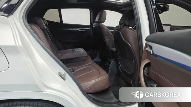 BMW X2 (F39) 2022 Белый из Кореи, фото 3