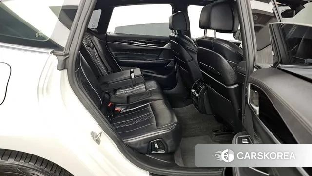 BMW 6 Series GT (G32) 2021 Белый из Кореи, фото 3