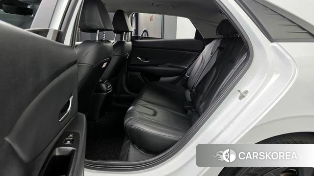 Hyundai Avante (CN7) 2022 Белый из Кореи, фото 3