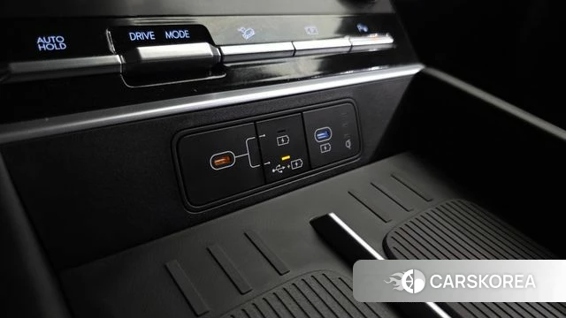 Hyundai Santa Fe (MX5) 2024 Черный из Кореи, фото 3