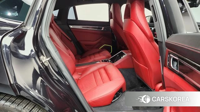 Porsche Panamera (971) 2023 Черный из Кореи, фото 3