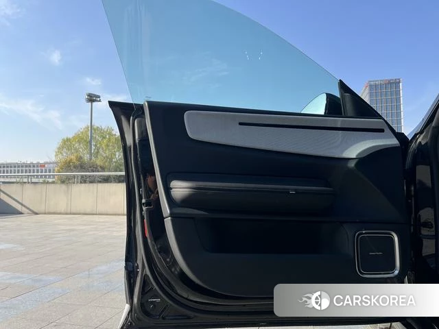 Polestar Polestar 4 2024 Черный из Китая, фото 3