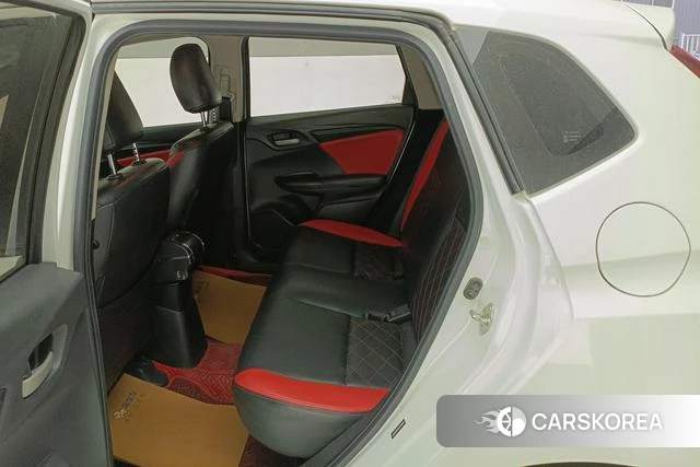 Honda Fit 2018 Белый из Китая, фото 3