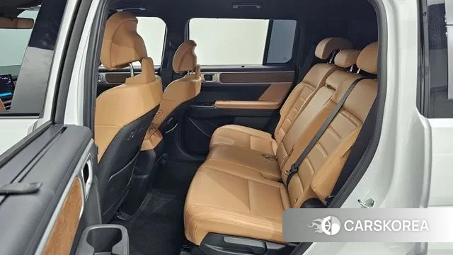 Hyundai Santa Fe (MX5) 2023 Белый из Кореи, фото 3