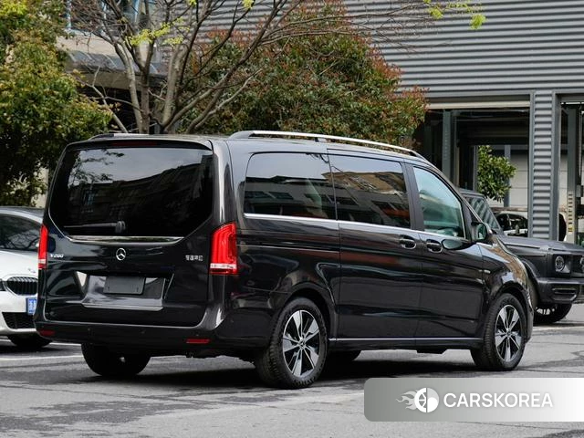 Mercedes-Benz V-class 2023 Черный из Китая, фото 3