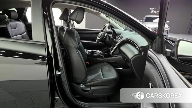 Hyundai Tucson (NX4) 2023 Черный из Кореи, фото 3