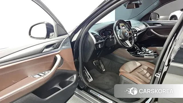 BMW X4 (G02) 2021 Черный из Кореи, фото 3