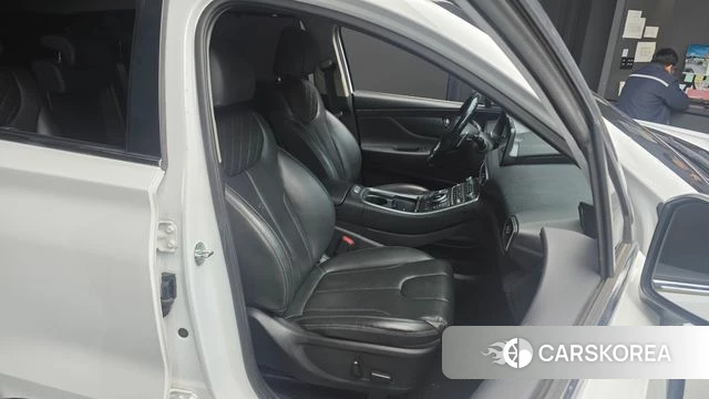 Hyundai The New Santa Fe 2021 Белый из Кореи, фото 3