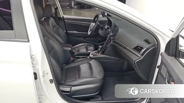 Hyundai Avante AD 2018 Белый из Кореи, фото 3