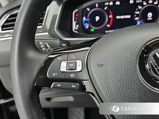 Volkswagen Tiguan Allspace 2020 Черный из Кореи, фото 3